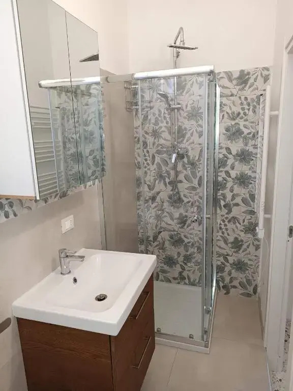 Qube Apartment