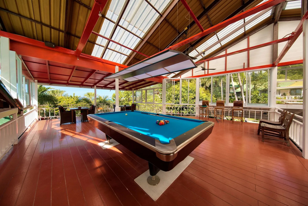 Crystal Bay Yacht Club Beach Resort