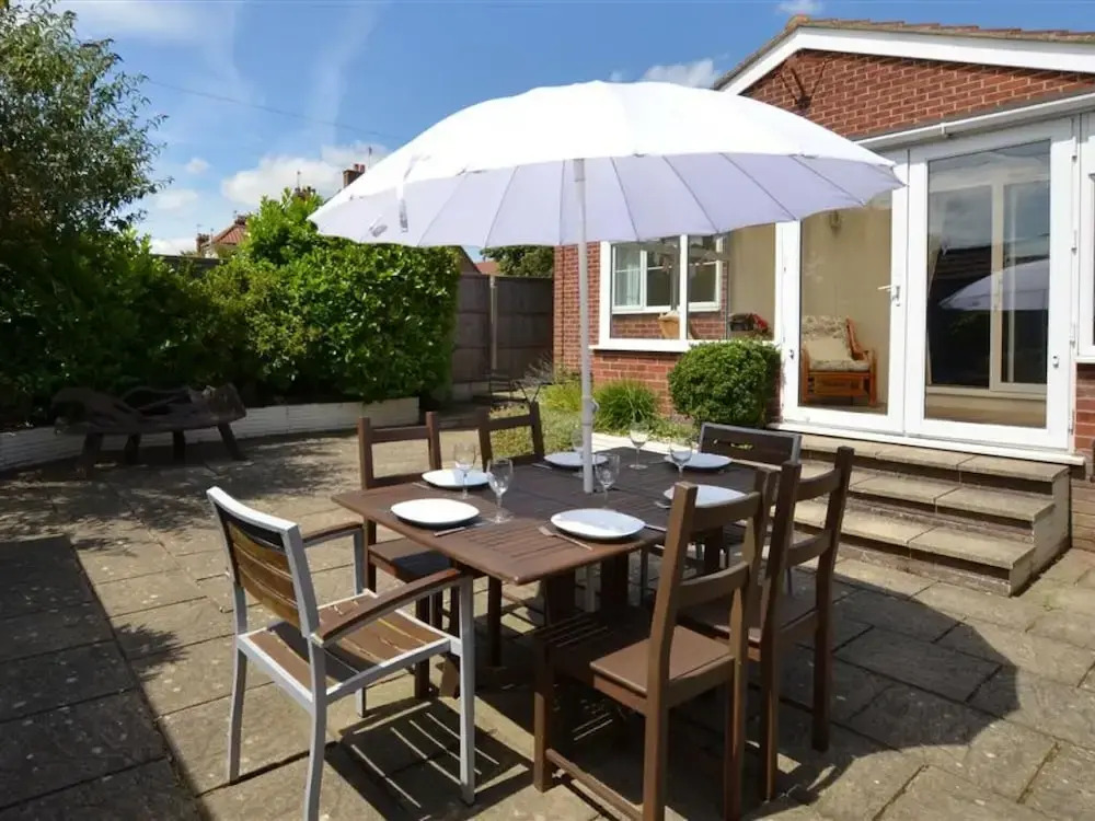 Modern Holiday Home in Reydon With Garden
