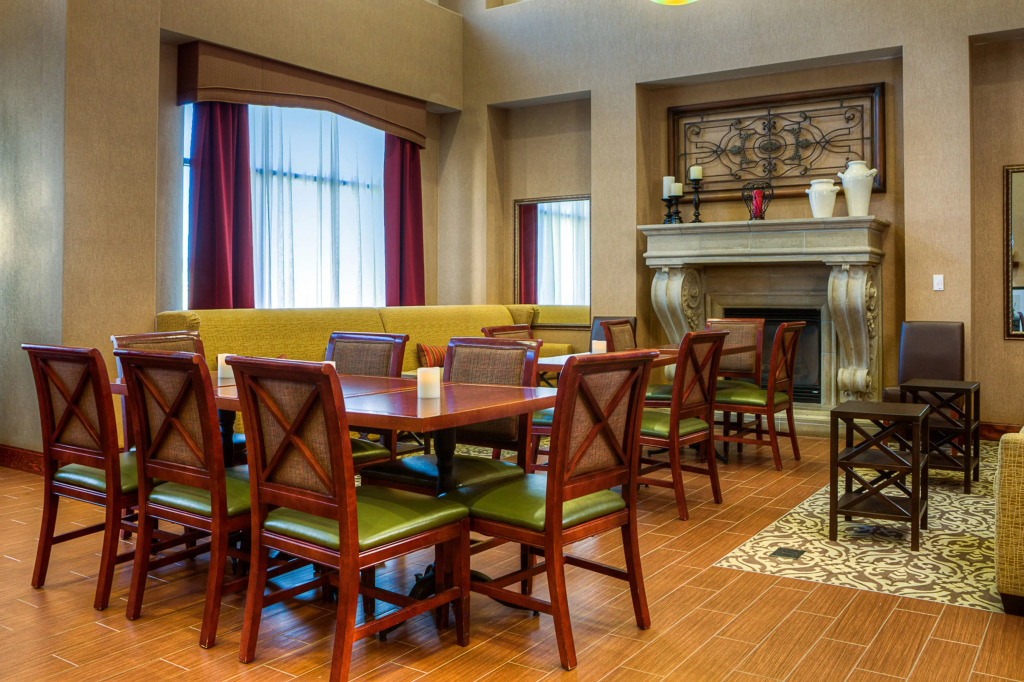 Hampton Inn & Suites Mountain Home