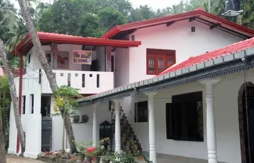 Sandaru Holiday Resort