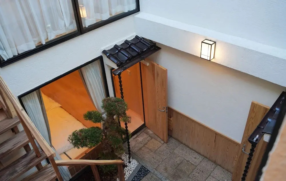 Tsuru Inn-Hanazonominamicho Machiya