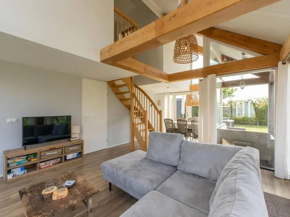 Enjoy Luxury and Comfort in Holiday Villa Kavel 10