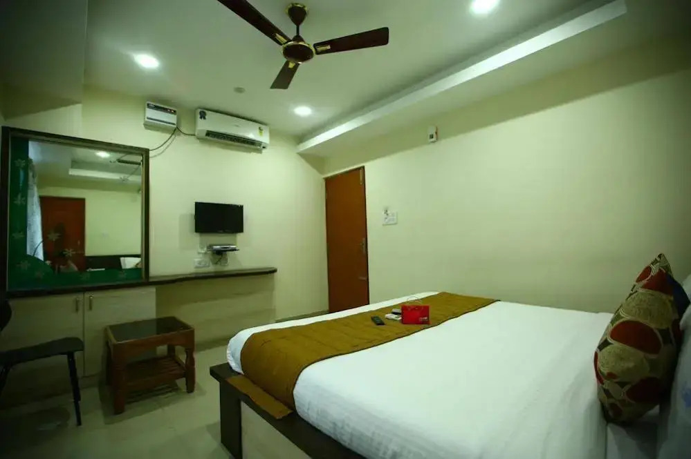 Maruthi Residency