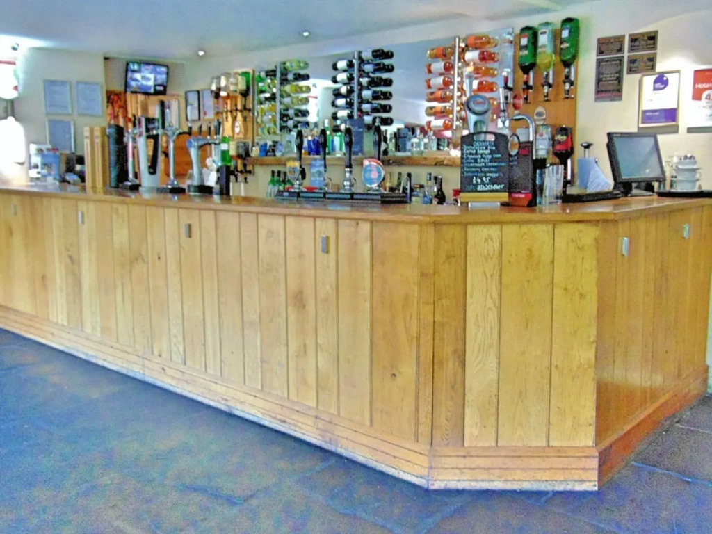 Half Moon Jackfield
