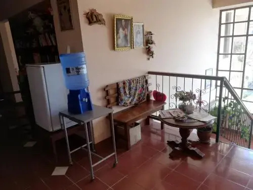 Casa De Familia