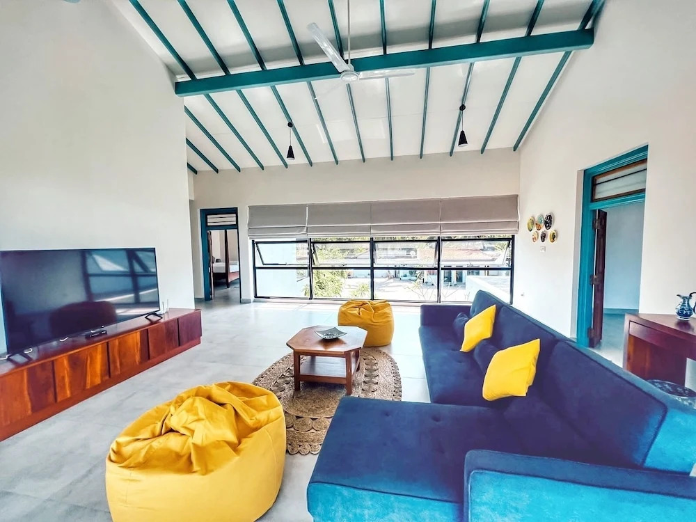 Villa Lagoonscape