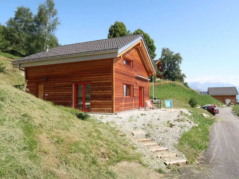 Chalet Les Silènes by Interhome