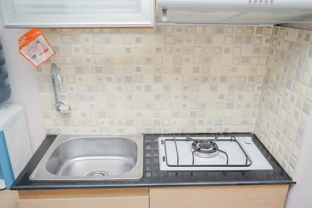 Modern Comfy 2Br Serpong Greenview Apartment