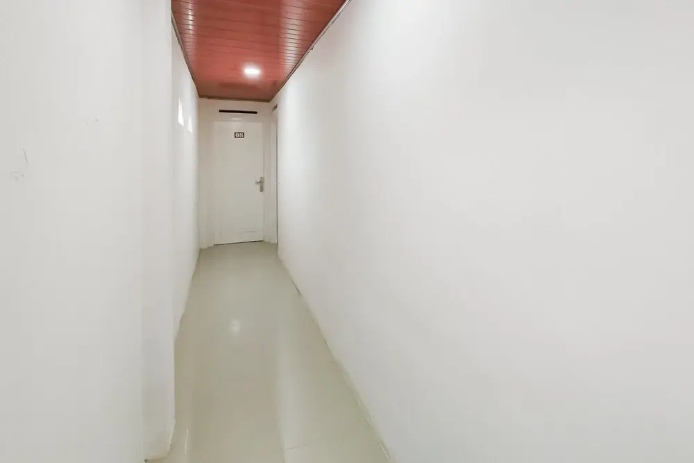 Girik Brekit Mitra RedDoorz