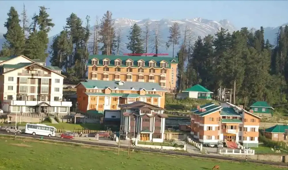 Hotel Zahgeer Continental