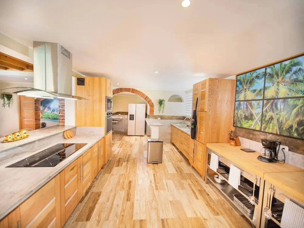Luxury 6 Bedroom Villa in Sosua Beachfront Bliss Awaits