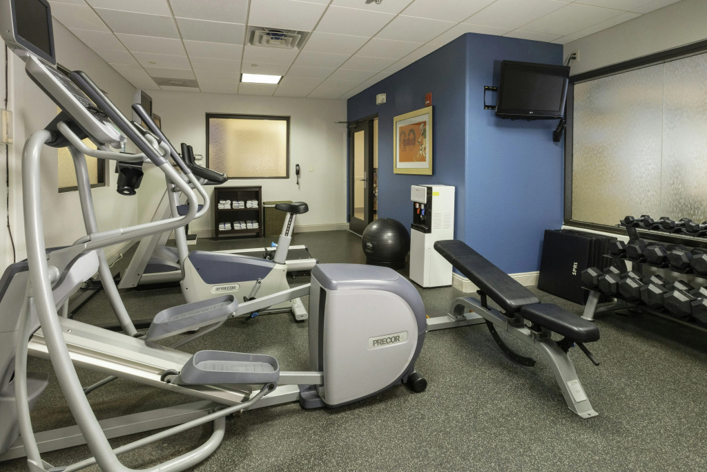 Holiday Inn Express & Suites Jacksonville Airport by IHG