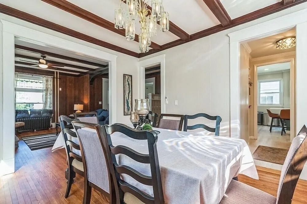 Cozy Trotter 4 Bedroom Home