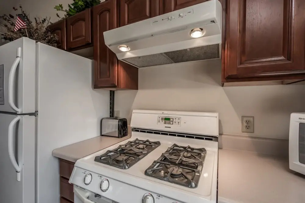 411alpinevillage100mtncb - Alpine Village Cabin #100