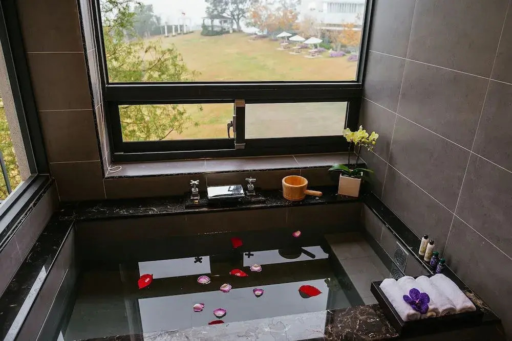 Nature View Hotel