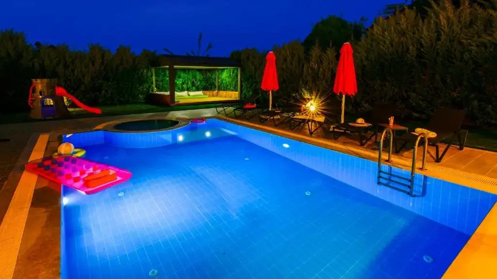Blue - 4 Bedroom Holiday Villa in Hisarönü