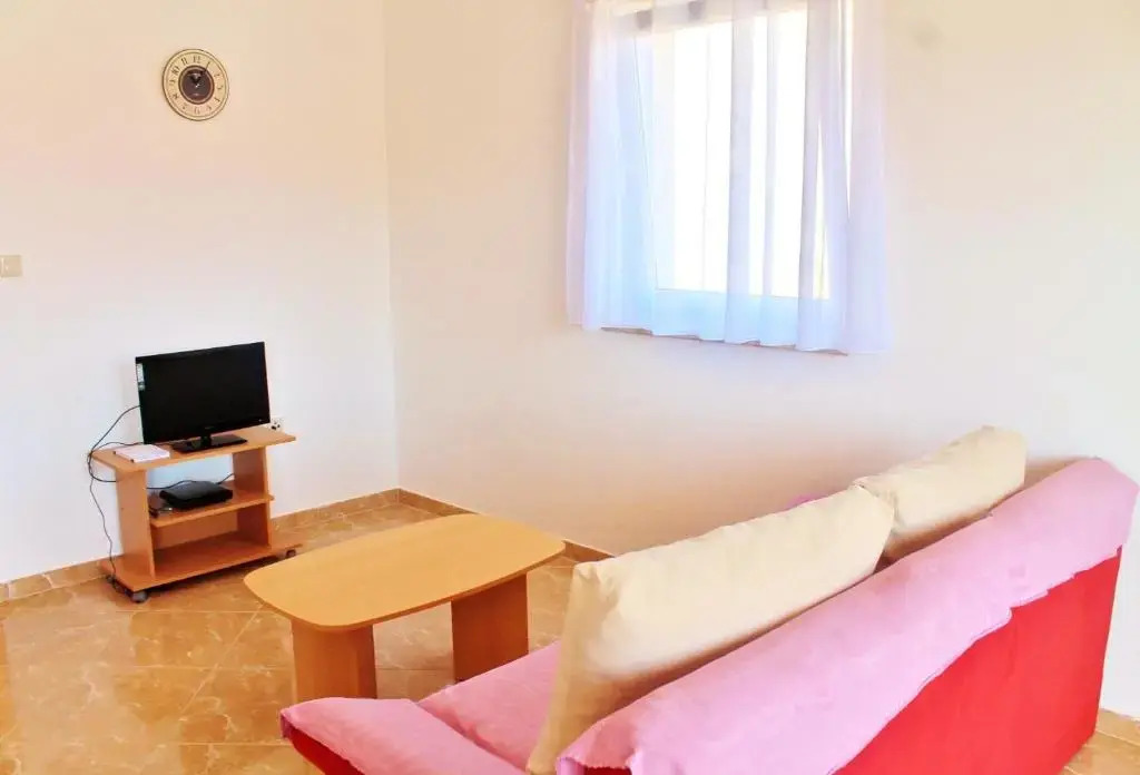 Apartments Gubo