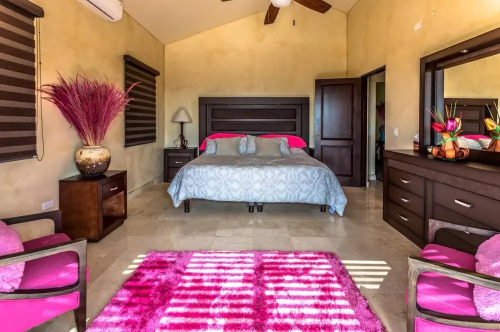 Spacious 4 Bachelor/ette W/free Cook: Finca Tezal