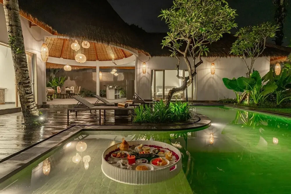 Brand new Luxury 3BR villa Ethnic Ubud 1