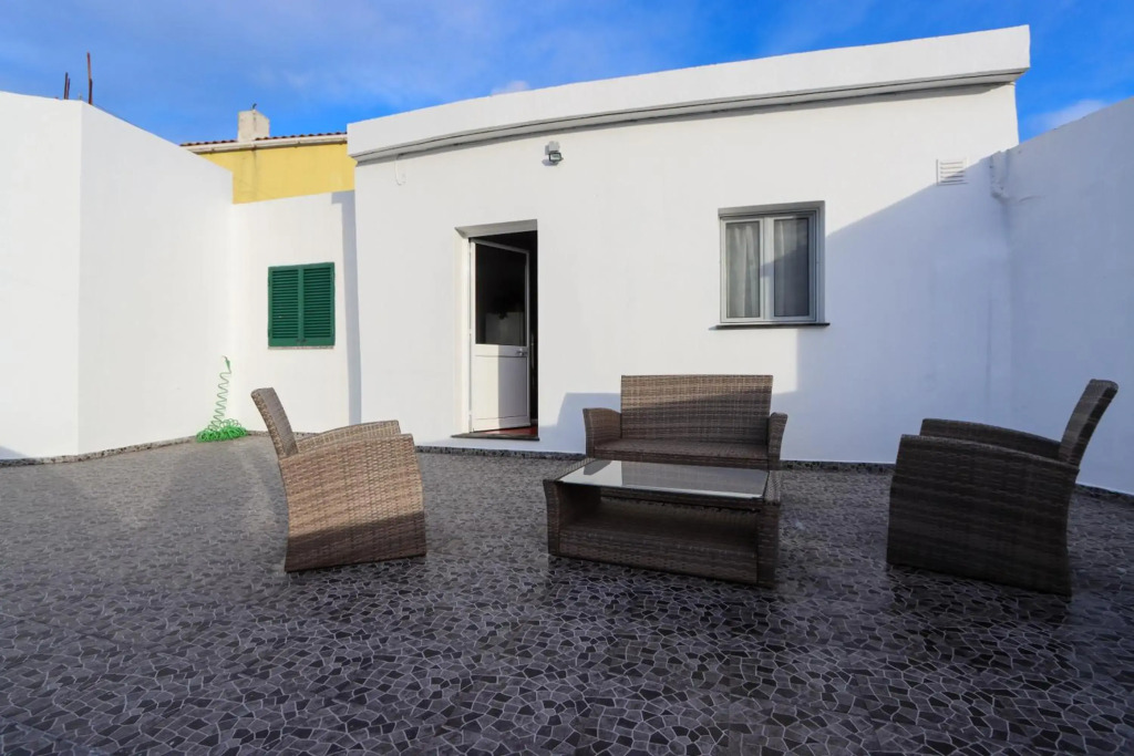 Monte Mar House