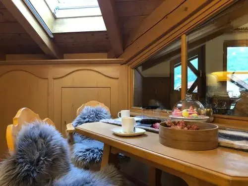 Golden Gapa River Luxury Penthouse 25