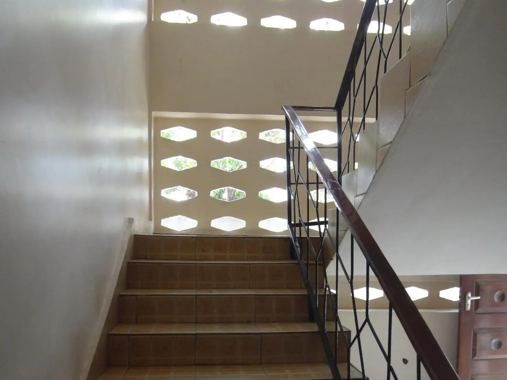 Mid Way Hotel