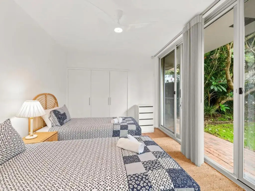 Seaview Cresent, 4