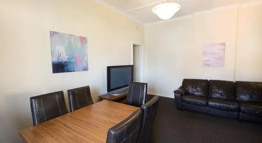 Greenways Apartments