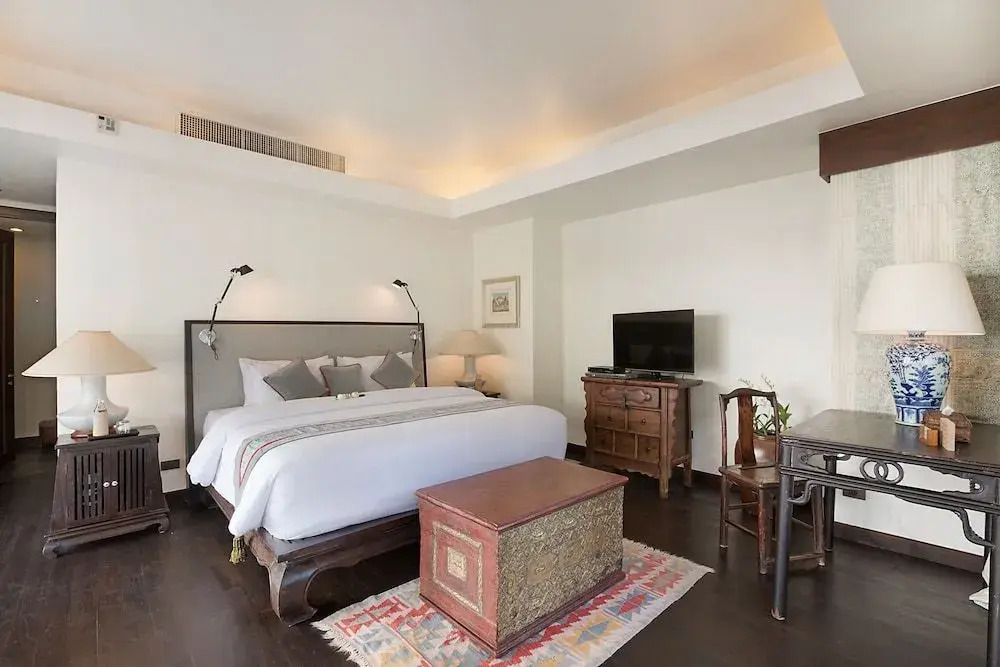 Baan Rattana Thep