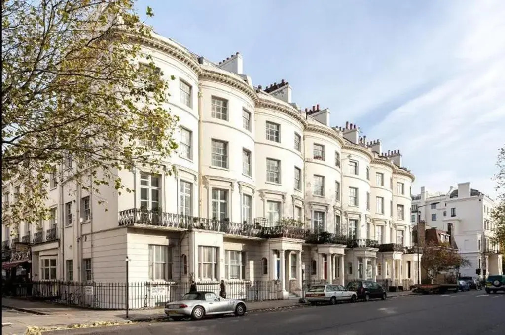 PickThePlace Lancaster gate