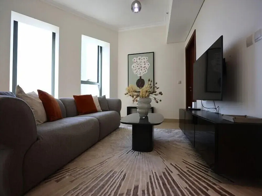 Elegant 1BR Oasis Burj Vista