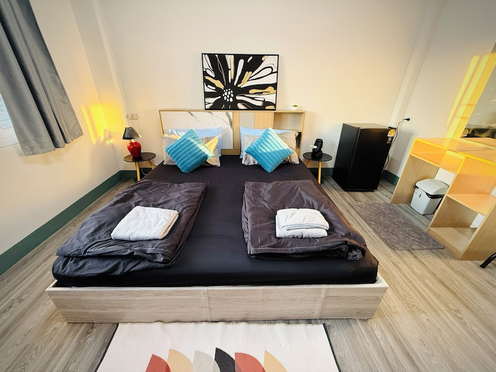Hee Pee hostel Buriram