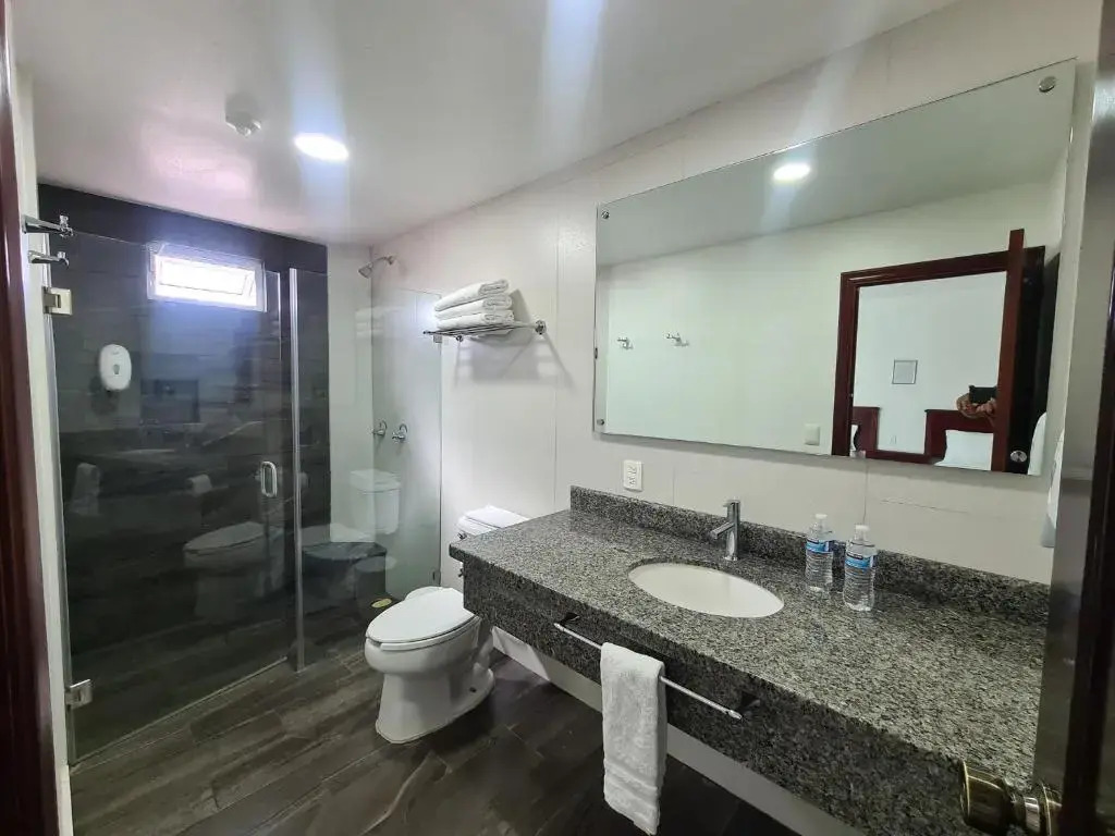 HOTEL FINA INN