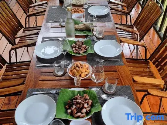Binga Beach Resort