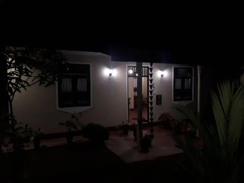 Homey Villa - Palalla