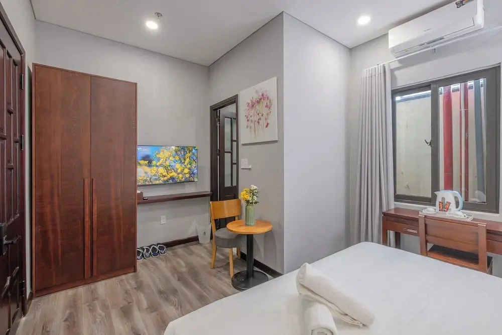 River Light Condotel