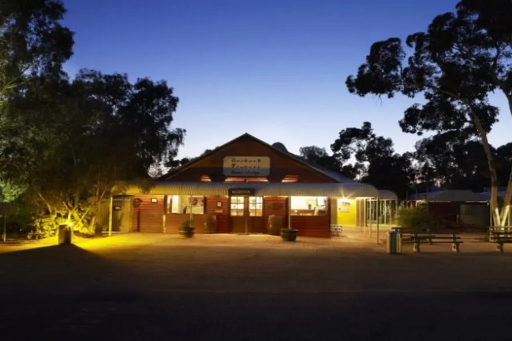 Outback Lodge
