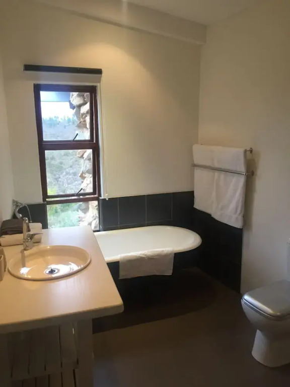 African Crags Eco Lodge
