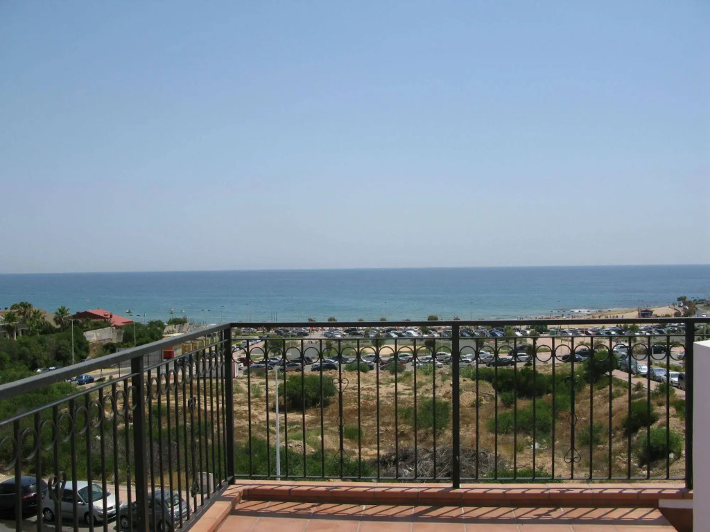Azul Beach Apartments - Marholidays