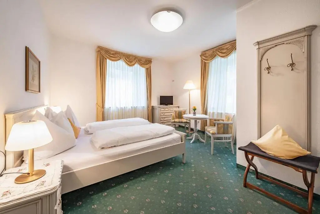 Hotel Weisse Lilie - B&B