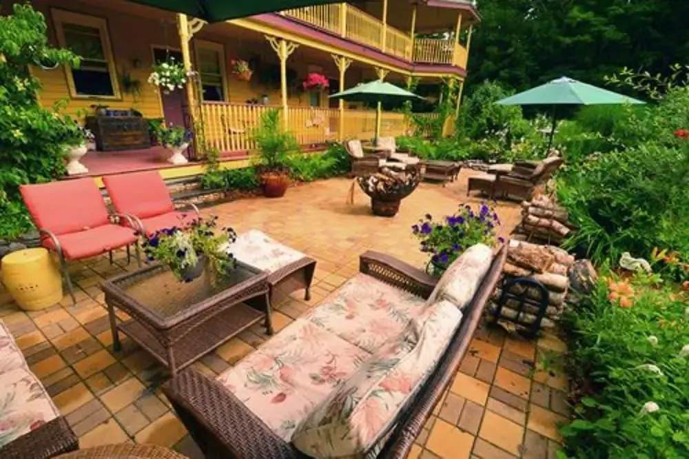 Fairlawn Inn