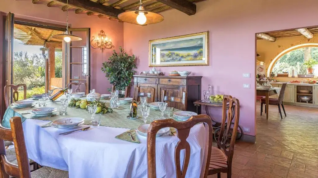 VILLA IL FORAMASSO 10&2, Emma Villas