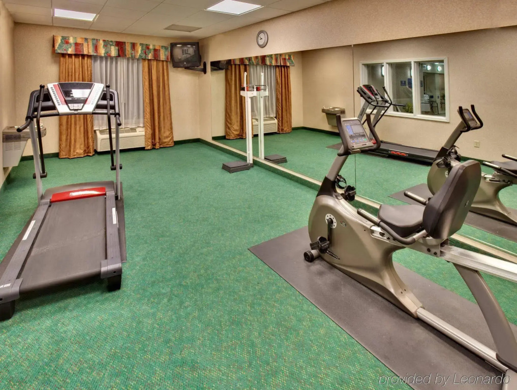 Holiday Inn Express Hotel & Suites Vermillion by IHG