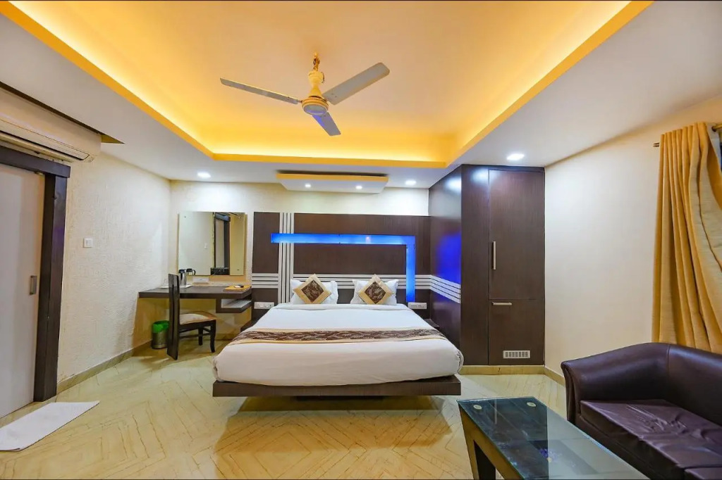 Super Townhouse Ranchi Near Railway Station