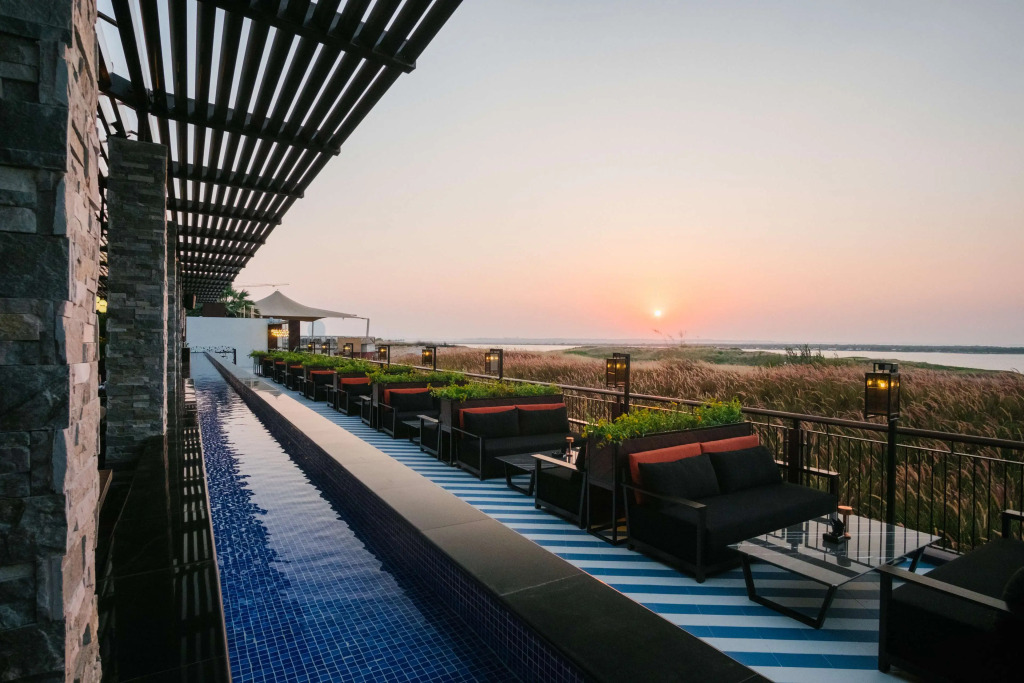 Yas Plaza Bay by IHG