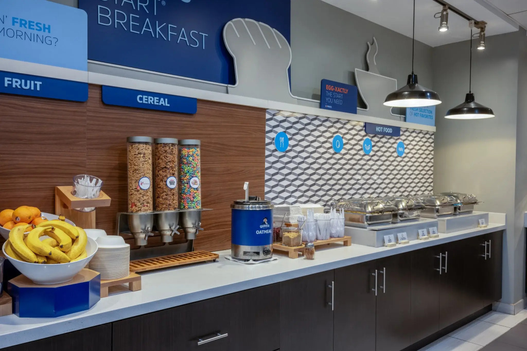 Holiday Inn Express & Suites - Gilbert - Mesa Gateway Airport