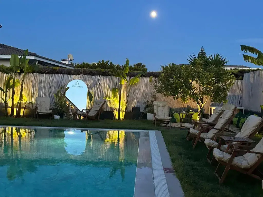 Mavi Yengeç Çeşme Butik Otel