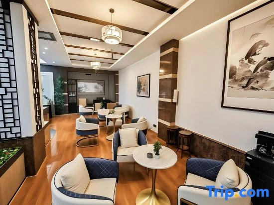 Tianyuan Hotel (Baitangxia Road Shop)