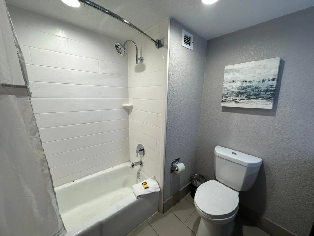 Comfort Inn Dallas North Love Field Airport